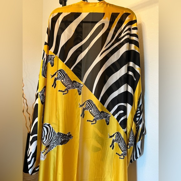 Nairobi Kimono - Picture 3 of 7